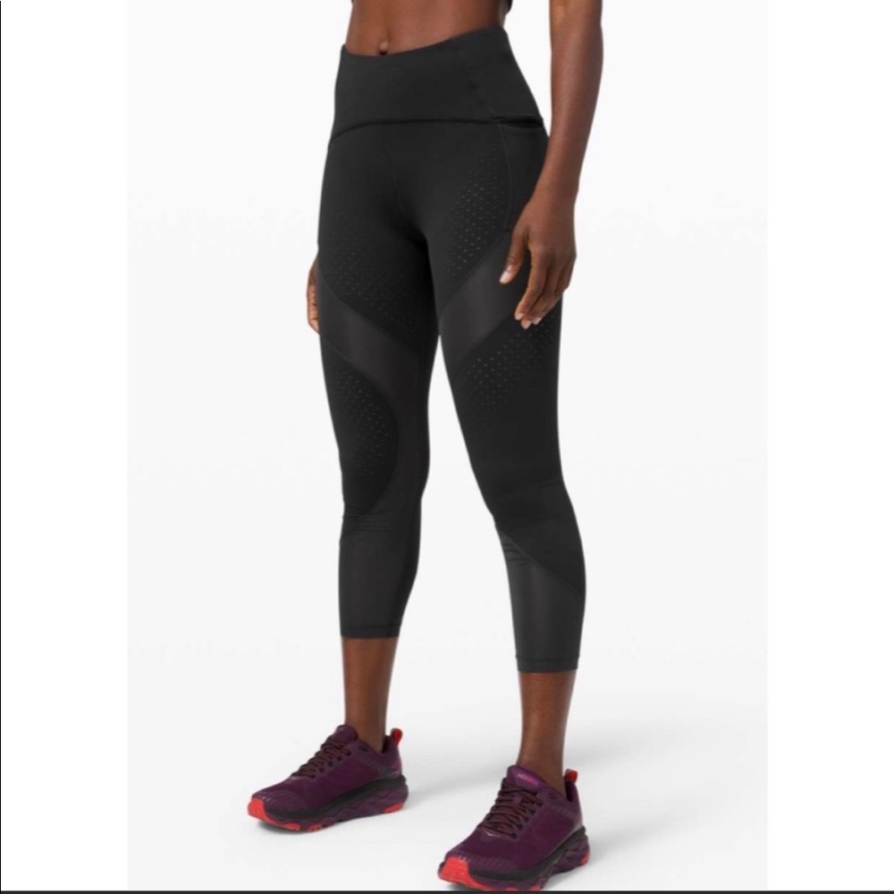 Super fun & Rare LuluLemon Uncovered Strength HR Crop Leggings